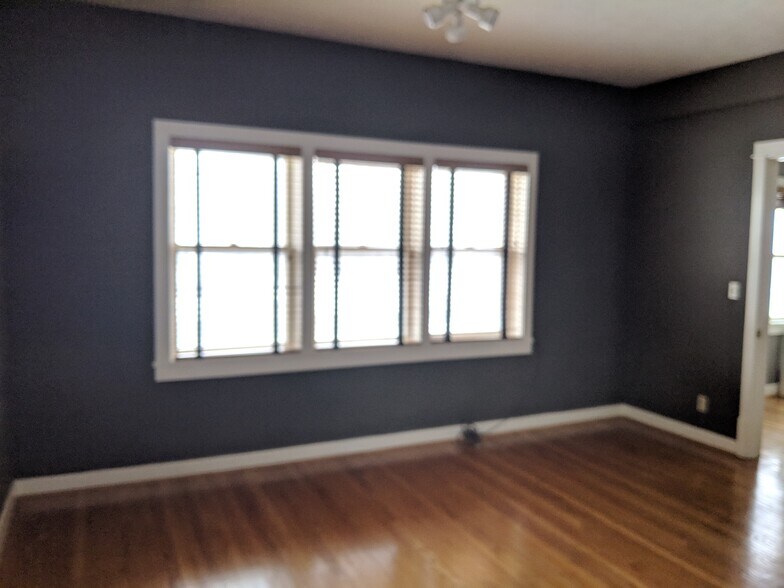 More Photos Of 5010 Dodge St, Omaha Office For Sale