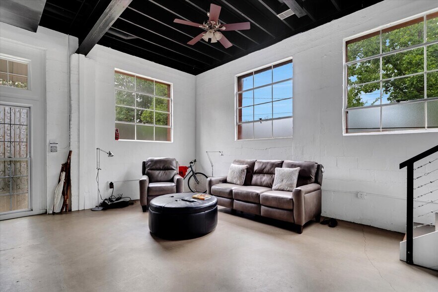 More Photos Of 282 Walker St SW, Atlanta Apartments For Sale