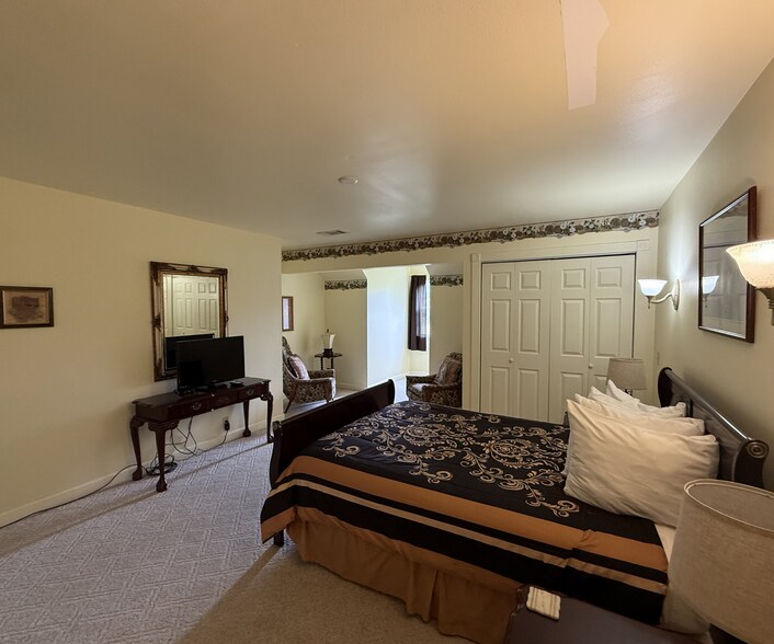 More Photos Of 3144 Riverbend Rd, Heber Springs Hotel For Sale
