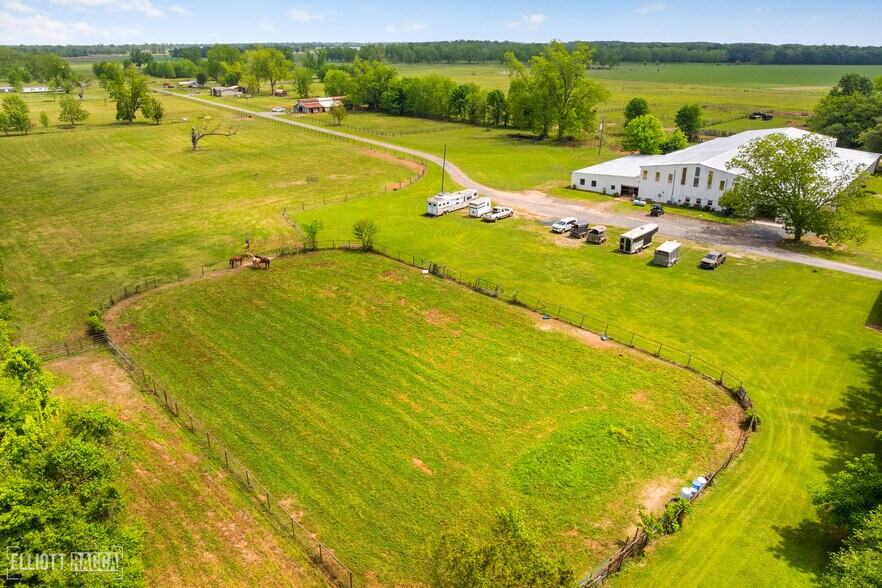 More Photos Of 1785 Old River Rd, Natchitoches Light Manufacturing For Sale