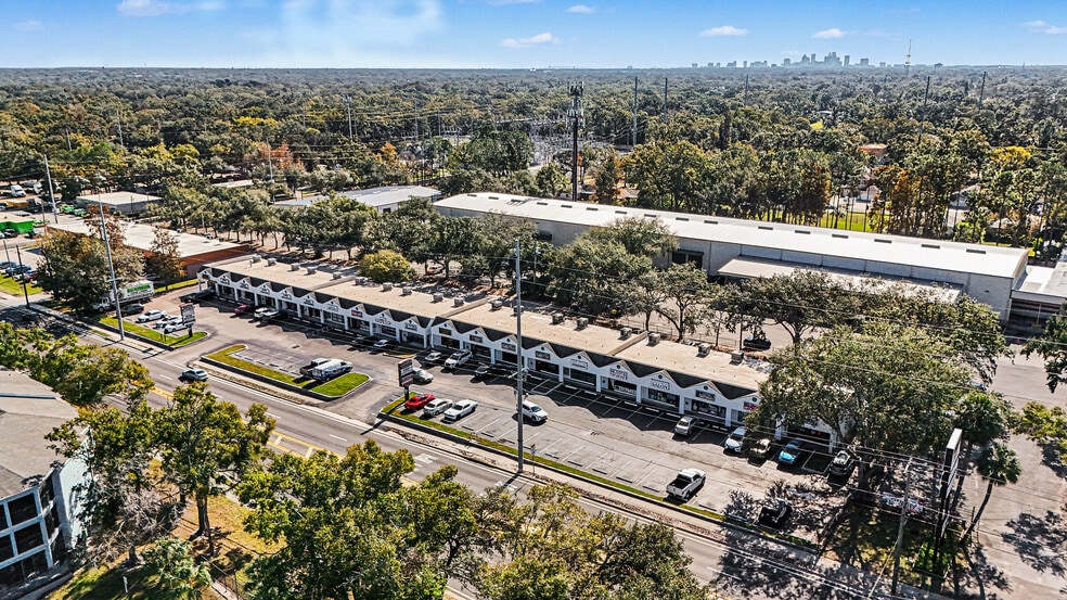 More Photos Of 2312 W Waters Ave, Tampa General Retail For Lease