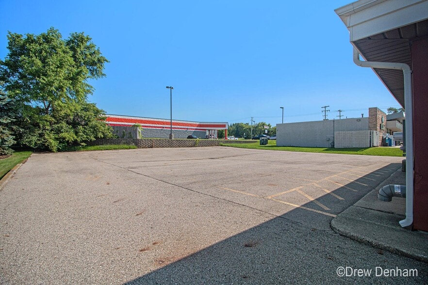 More Photos Of 845 4 Mile Rd NW, Grand Rapids Storefront Retail Residential For Sale