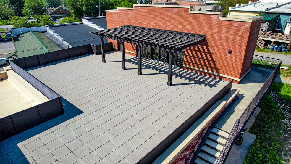 More Photos Of 128 Broadway St, Black Mountain Restaurant For Sale