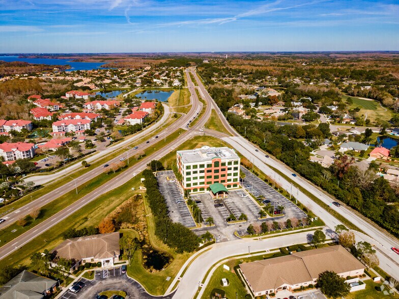 More Photos Of 4114 Woodlands Pky, Palm Harbor Office Residential For Lease