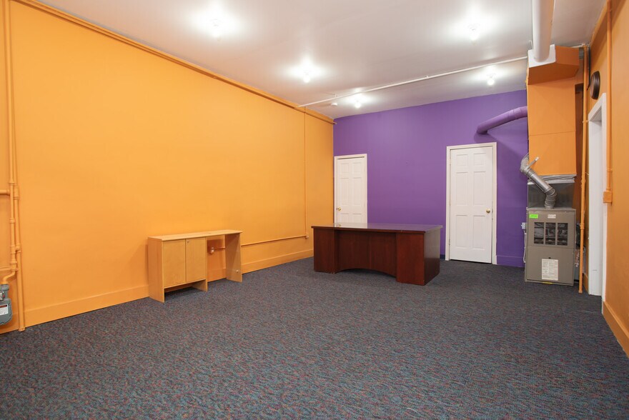 More Photos Of 14105 Kercheval St, Detroit Religious Facility For Sale