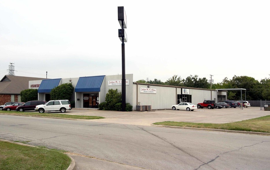 More Photos Of 4537 City Point Dr, North Richland Hills Flex For Lease