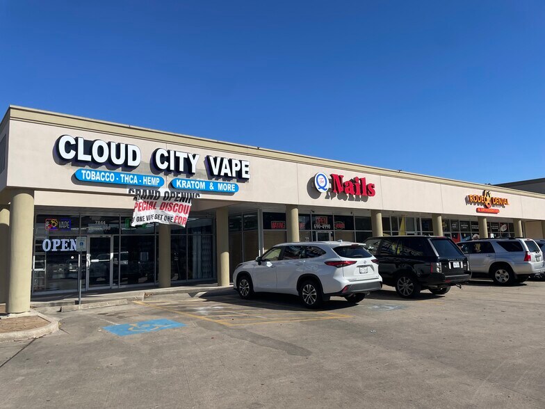 More Photos Of 7844 W Tidwell Rd, Houston Storefront For Sale