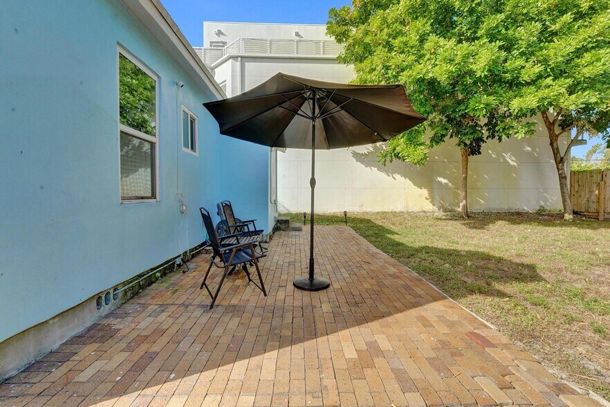 More Photos Of 301 SW 9th St, Fort Lauderdale Apartments For Sale