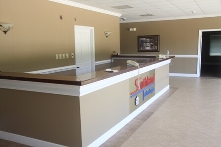 More Photos Of 106 E Industrial Blvd, Sylvester Warehouse For Lease