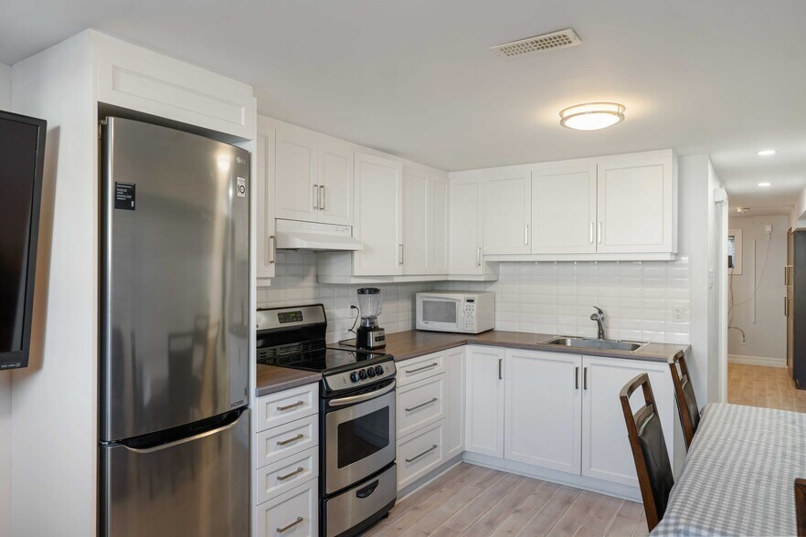 More Photos Of 732 Morin St, Ottawa Apartments For Sale
