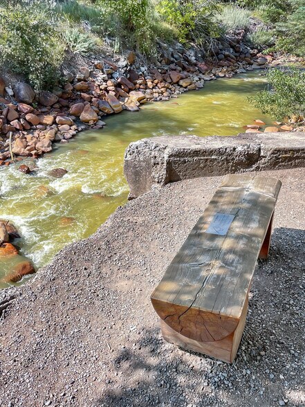 More Photos Of 118 6TH Ave, Ouray Hotel For Sale