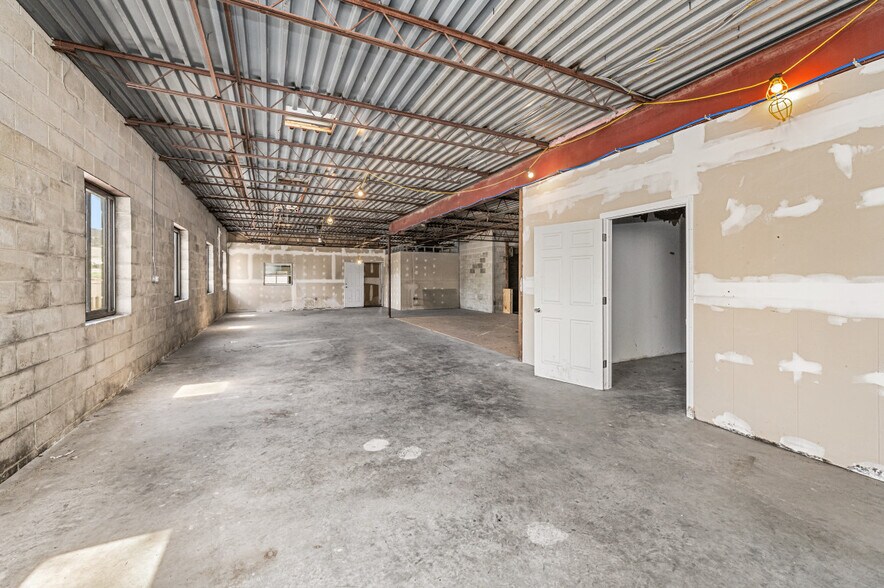 More Photos Of 11 Marlboro St, Malden Warehouse For Lease