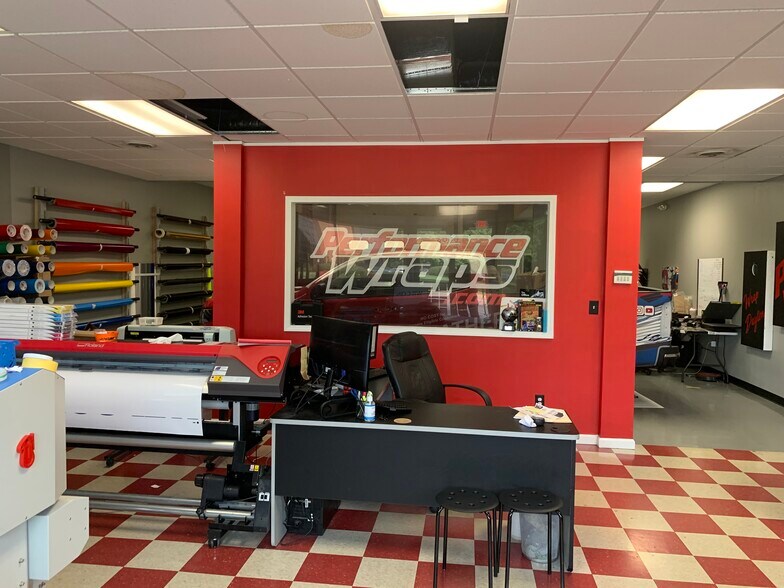 More Photos Of 3030 Kettering Blvd, Moraine General Retail For Sale