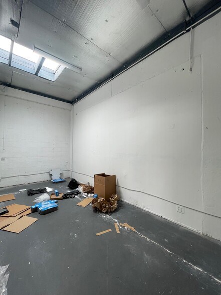 More Photos Of 1640-1644 S La Cienega Blvd, Los Angeles Storefront For Lease