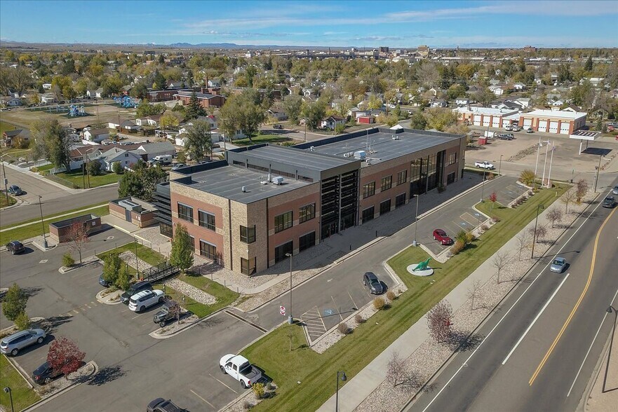 More Photos Of 300 Morrie Ave, Cheyenne Office For Sale