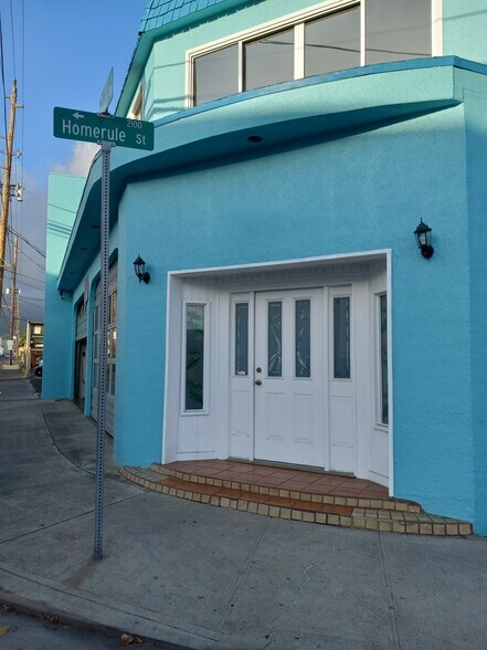 More Photos Of 2030 Homerule St, Honolulu Light Distribution For Lease