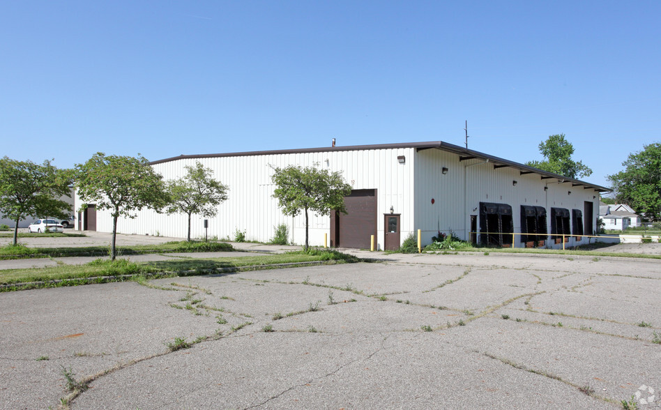 Primary Photo Of 180 E Broadway Ave, Westerville Warehouse For Sale