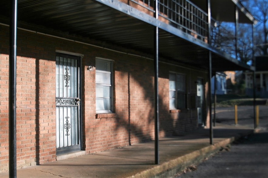 More Photos Of 494 Walker Ave, Memphis Apartments For Sale