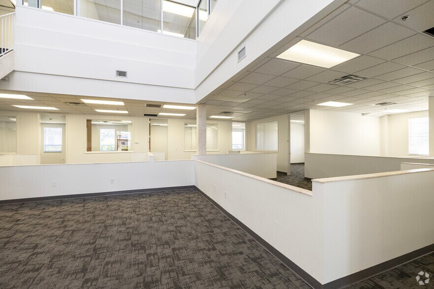 More Photos Of 1701 Biotech Way, Sarasota Office Residential For Sale