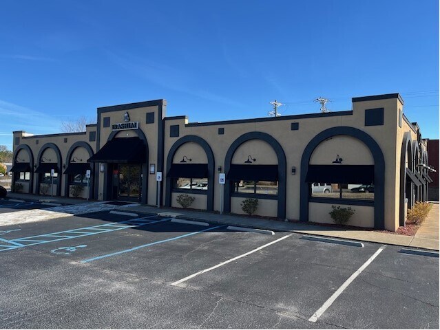 Primary Photo Of 1625 Woodruff Rd, Greenville Restaurant For Sale