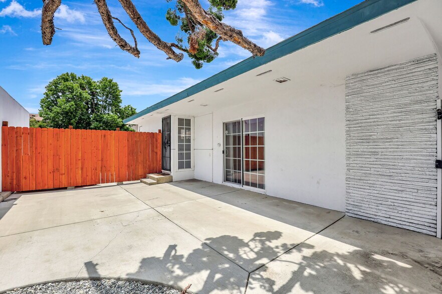 More Photos Of 710 Venice Way, Inglewood Apartments For Sale