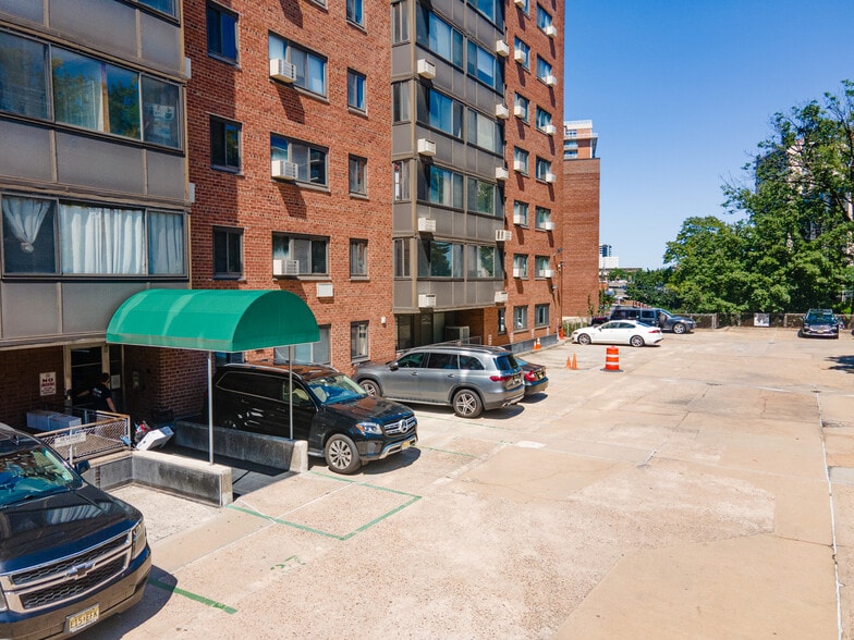 More Photos Of 90 Prospect Ave, Hackensack Apartments For Sale