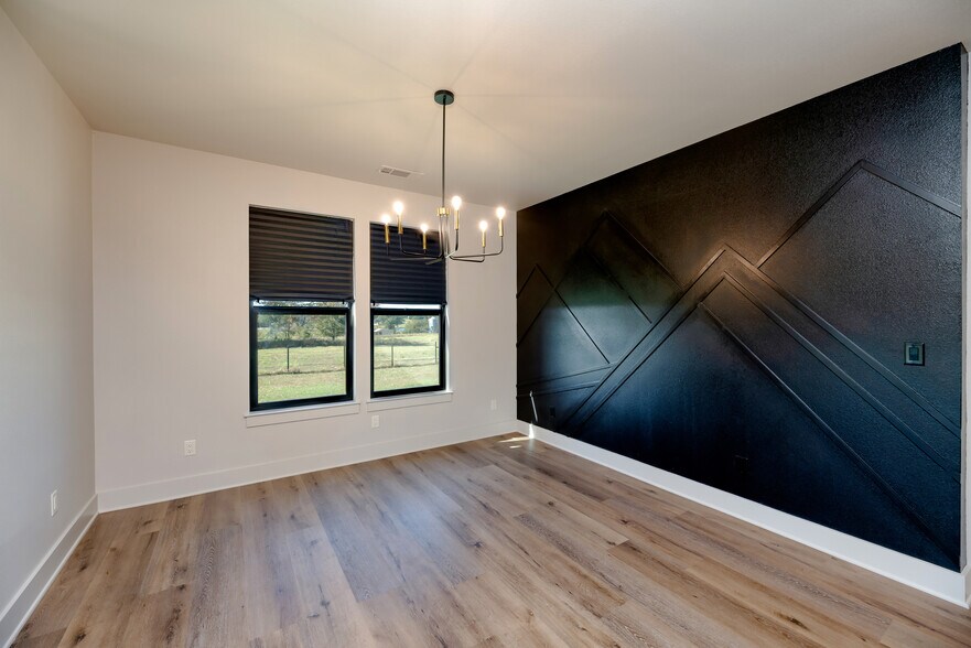 More Photos Of 2261 TX-276, Emory Specialty For Sale