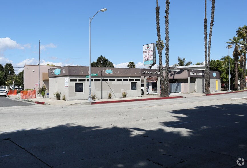 Primary Photo Of 11911-11913 W Washington Blvd, Los Angeles Medical For Lease