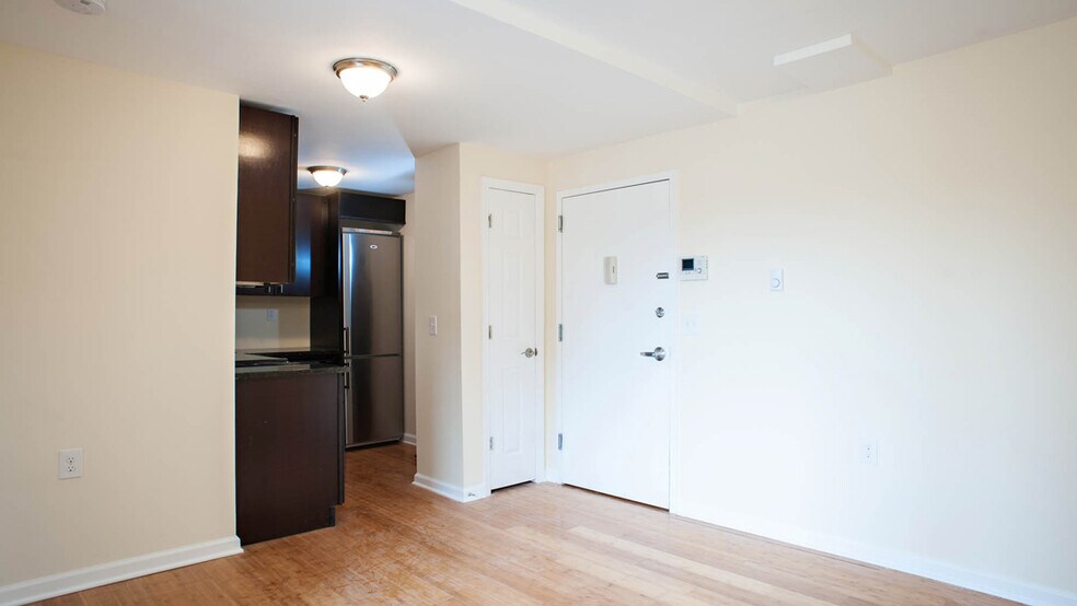 More Photos Of 200 Deal Lake Dr, Asbury Park Apartments For Sale
