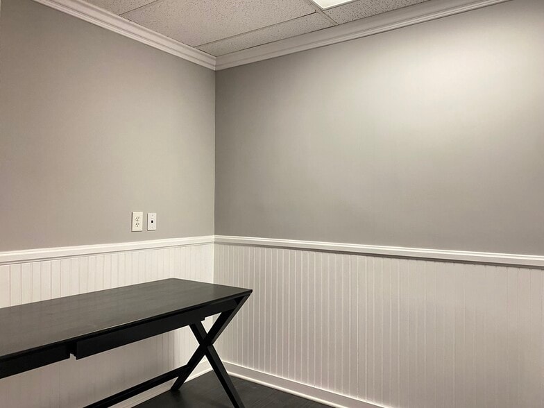 More Photos Of 665 Camino de los Mares, San Clemente Medical For Sale