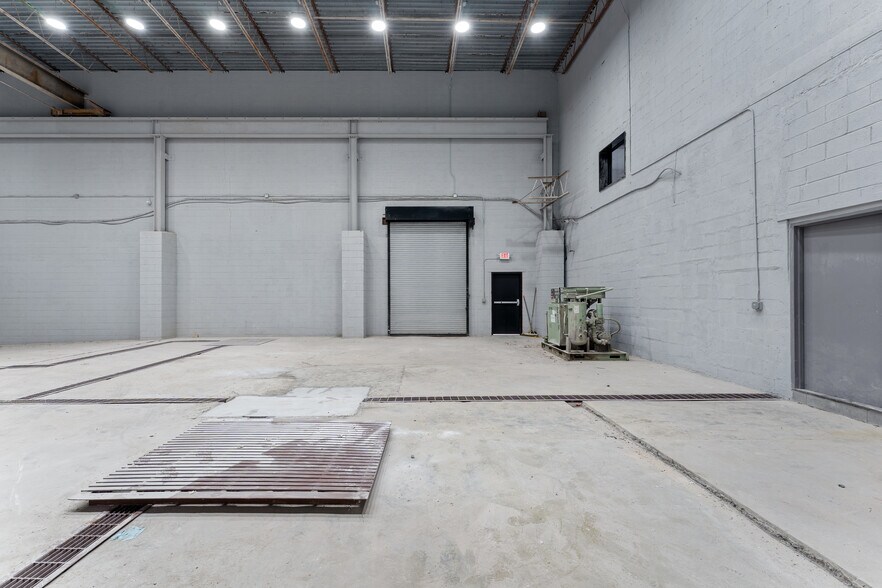 More Photos Of 470 Belleville Tpke, North Arlington Warehouse For Sale