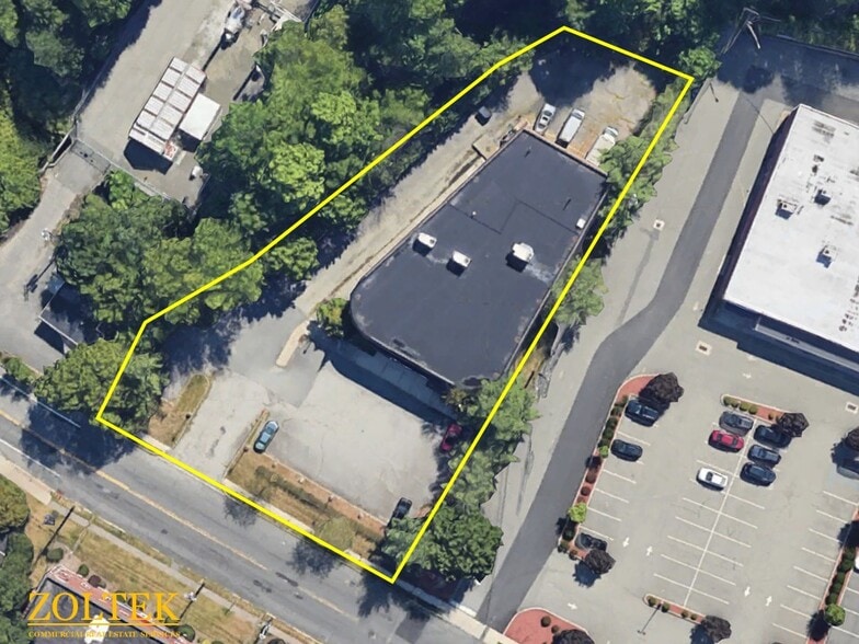 More Photos Of 153 N Kinderkamack Rd, Montvale Freestanding For Sale