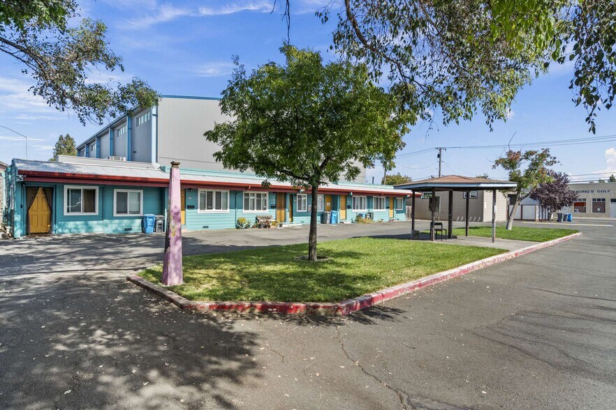 Primary Photo Of 1015 S A St, Santa Rosa Apartments For Sale