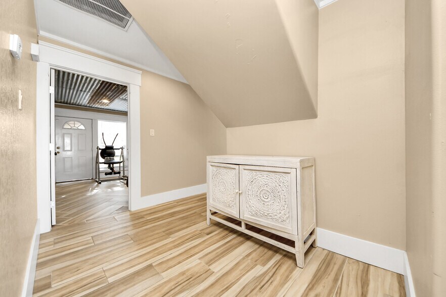 More Photos Of 17188 Highway 321, Dayton Specialty For Sale