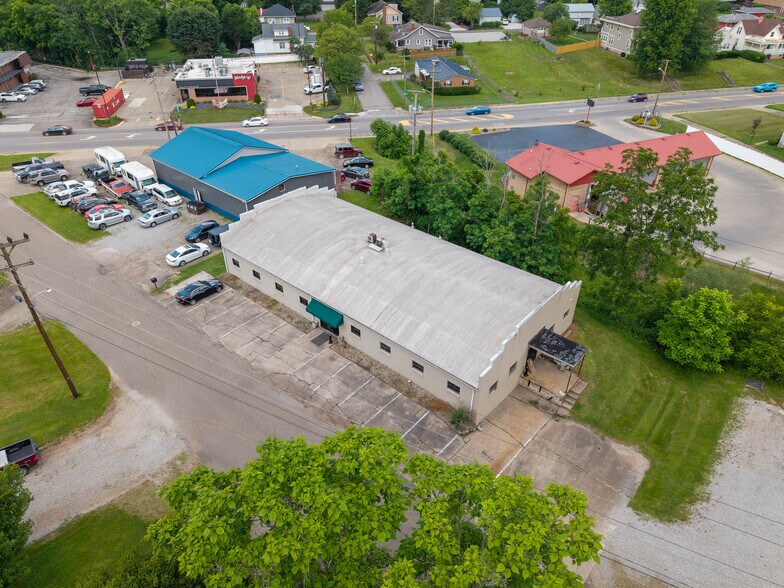 More Photos Of 101 Rathbone Rd, Marietta Flex For Sale