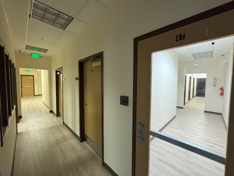 More Photos Of 4446-4450 Park Heights Ave, Baltimore Storefront For Lease