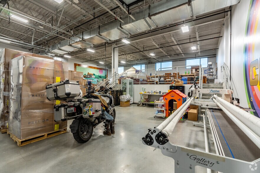 More Photos Of 4229 North FM 620, Austin Flex For Lease