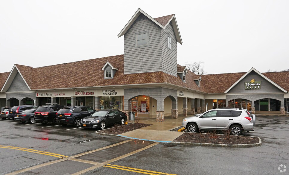 More Photos Of 711-747 Bedford Rd, Bedford Hills Unknown For Lease