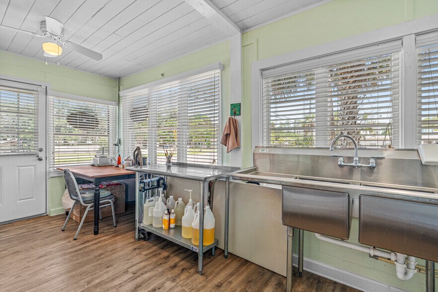 More Photos Of 5014 S Ridgewood Ave, Port Orange Office For Sale