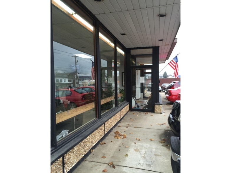 More Photos Of 223-225 Main St, Binghamton Auto Dealership For Sale