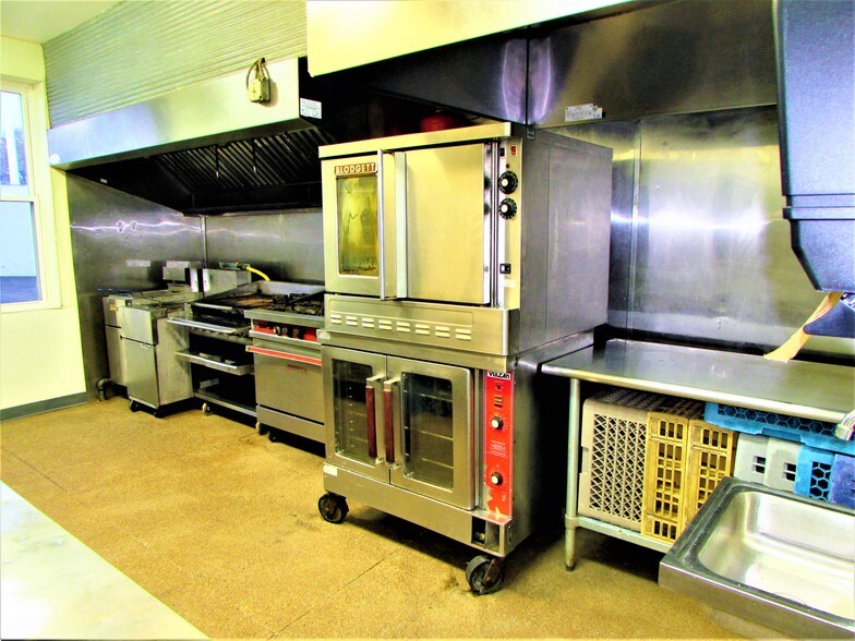 More Photos Of 6931 Gravois Ave, Saint Louis Restaurant For Sale