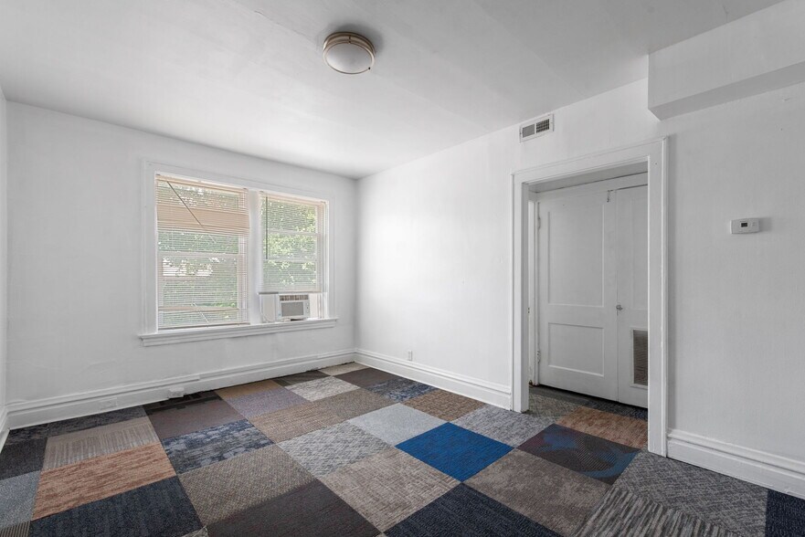 More Photos Of 5000 Virginia Ave, Saint Louis Apartments For Sale