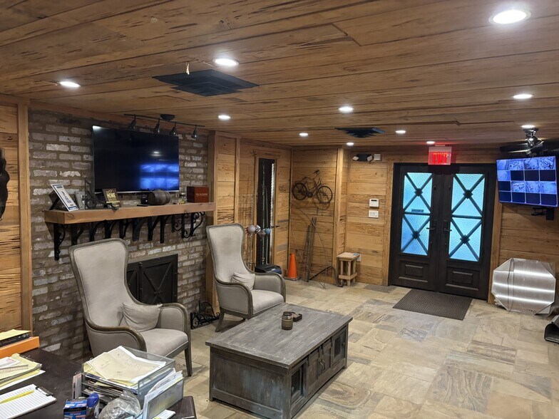 More Photos Of 1175 Big Orange Rd, Cordova Warehouse For Sale