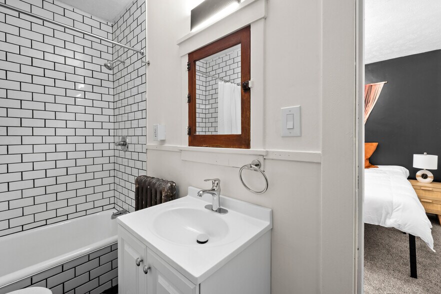 More Photos Of 120 N 6th St, Council Bluffs Apartments For Sale