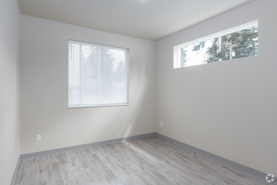 More Photos Of 7911 Washington Blvd SW, Lakewood Apartments For Sale