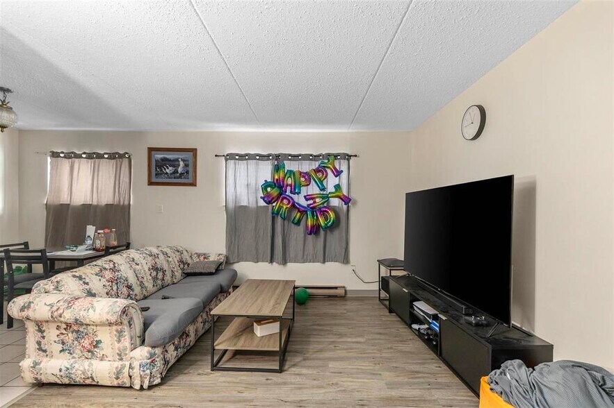 More Photos Of 269 Goulais Av, Sault Ste. Marie Apartments For Sale