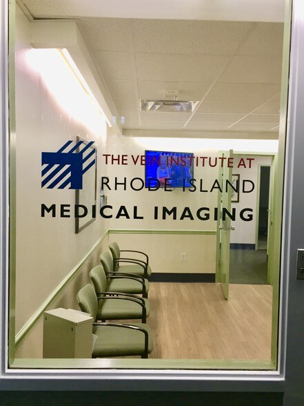 More Photos Of 1525 Wampanoag Trl, East Providence Medical For Lease