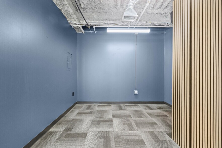 More Photos Of 88-94 Elm St, Rochester Office Residential For Lease