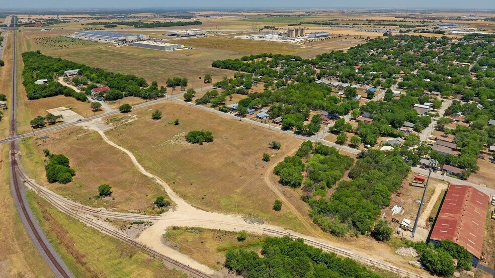 More Photos Of 1535 N Guadalupe St, Seguin Land For Sale