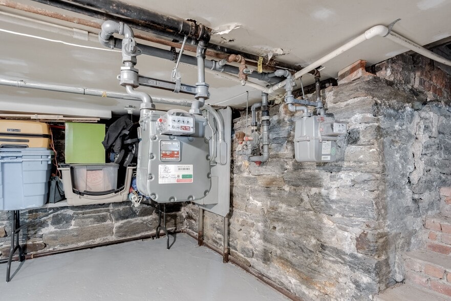 More Photos Of 58 Huron St, Brooklyn Multifamily For Sale